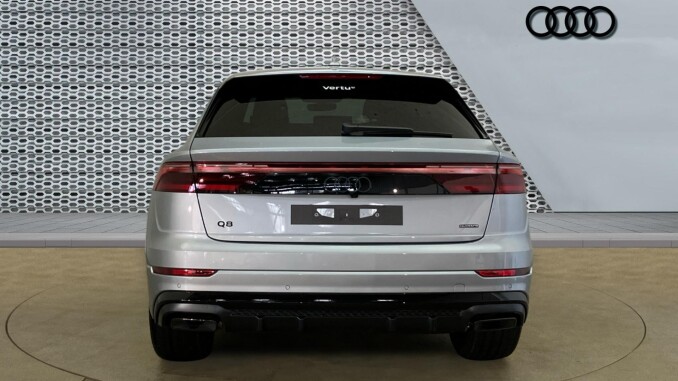 Audi Q8 3.0 TDI Quattro 286 Black Ed 5dr Tiptronic [Tech] Diesel Estate - Image 8